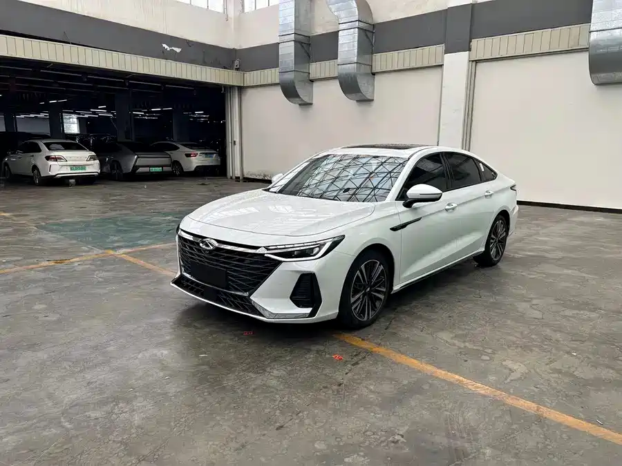 Chery Arrizo 8