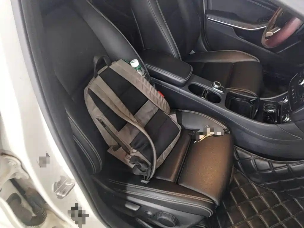Mercedes-Benz GLA — миниатюра 25
