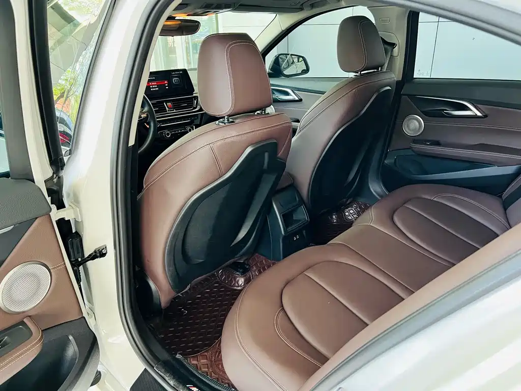 BMW 1 Series — миниатюра 11