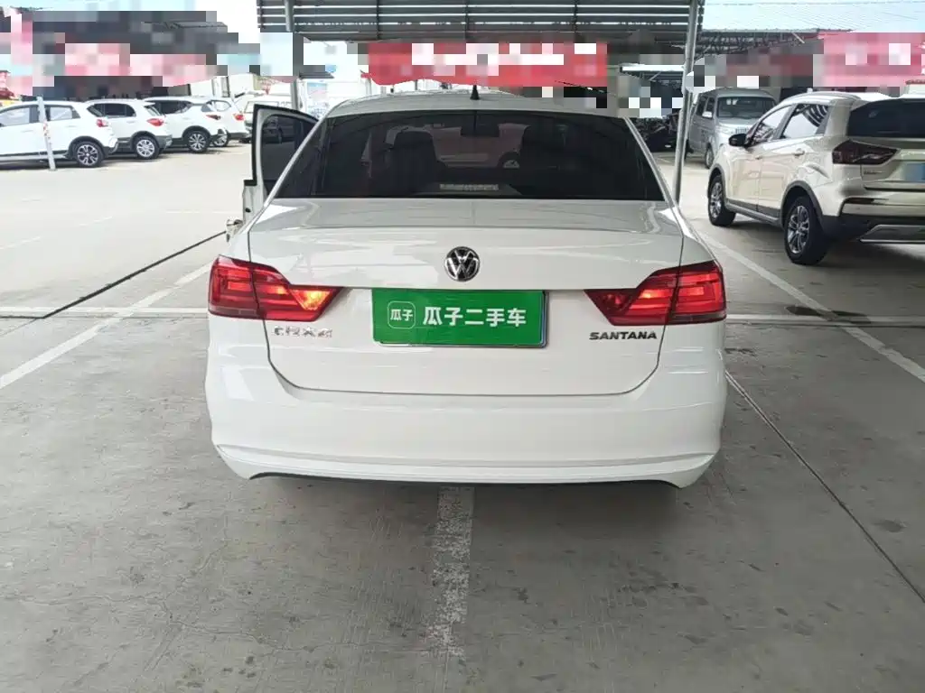 Volkswagen Santana — миниатюра 6