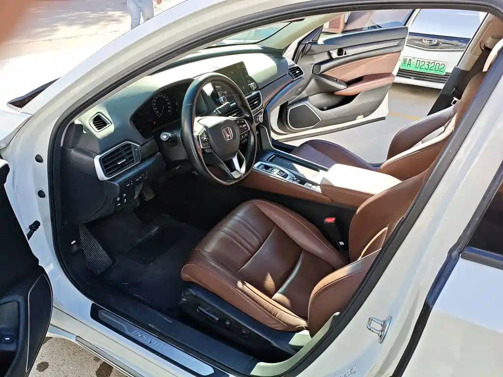 Honda Inspire — миниатюра 8