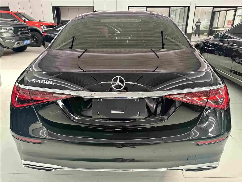 Mercedes-Benz S-Class — миниатюра 23