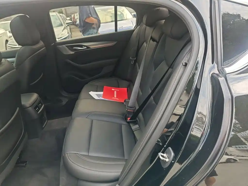 Cadillac CT5 — миниатюра 17