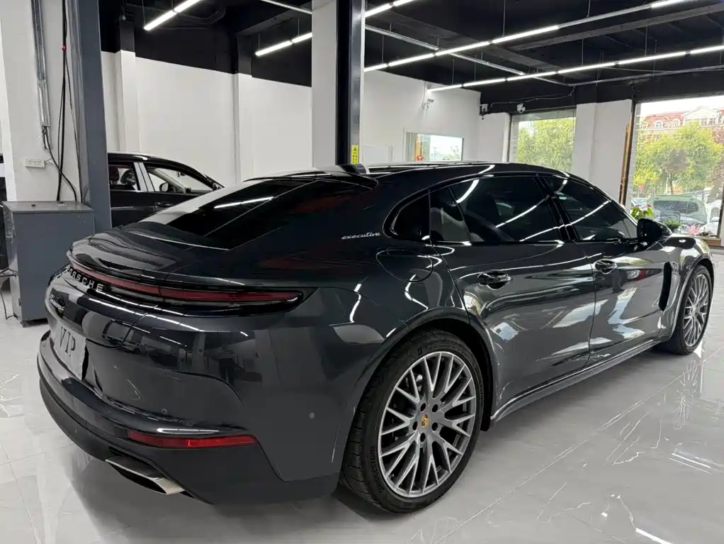 Porsche Panamera — миниатюра 4