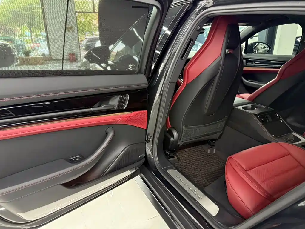 Porsche Panamera — миниатюра 17