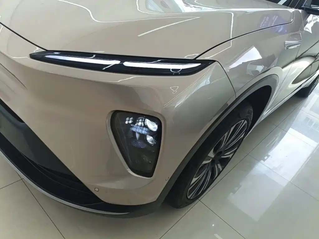NIO ES8 — миниатюра 24