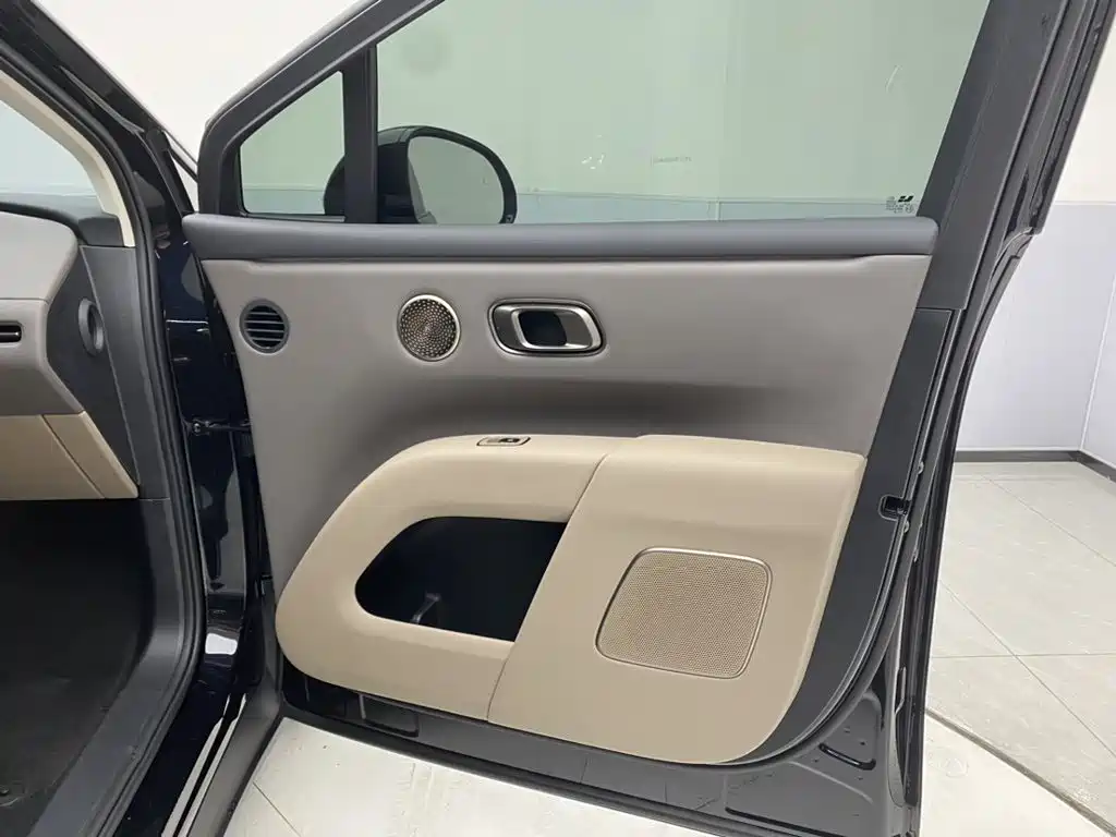Li Auto Li i8 — миниатюра 27