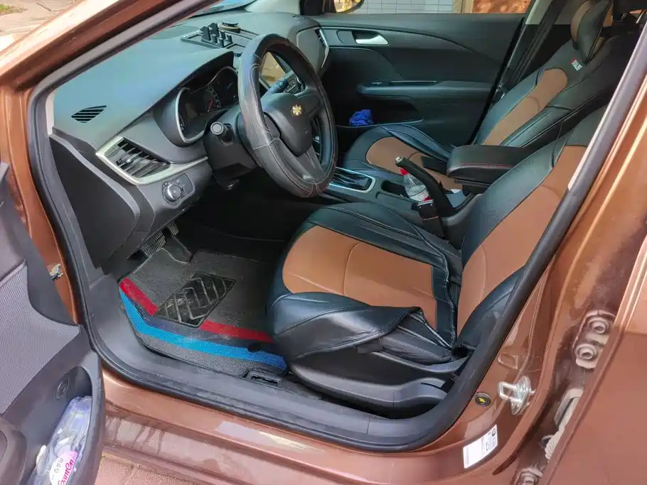 Chevrolet Cavalier — миниатюра 9