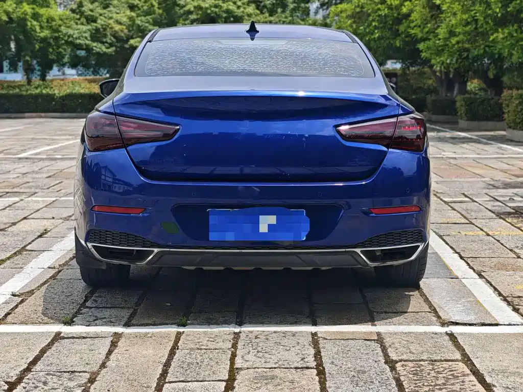 Hongqi Hongqi H5 — миниатюра 5
