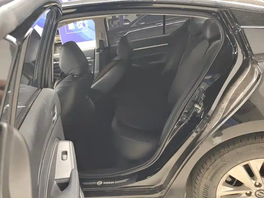 Nissan Teana — миниатюра 11