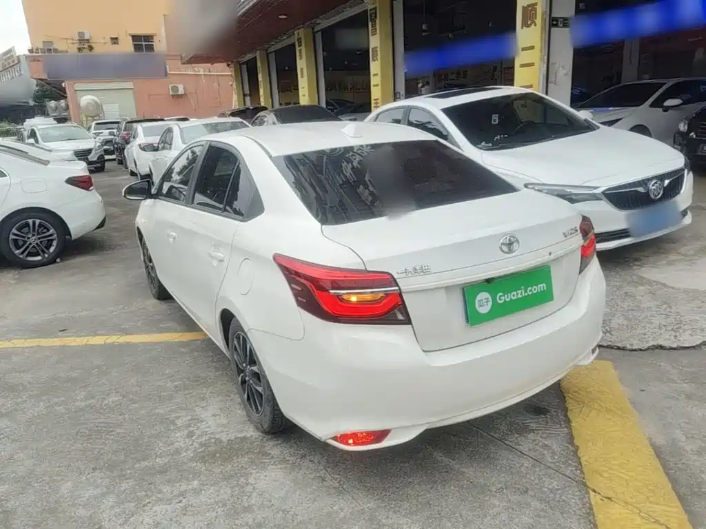 Toyota Vios — миниатюра 5