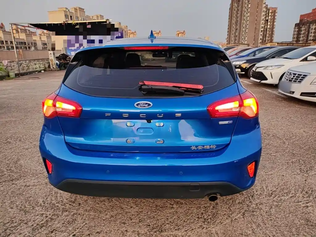 Ford Focus — миниатюра 6