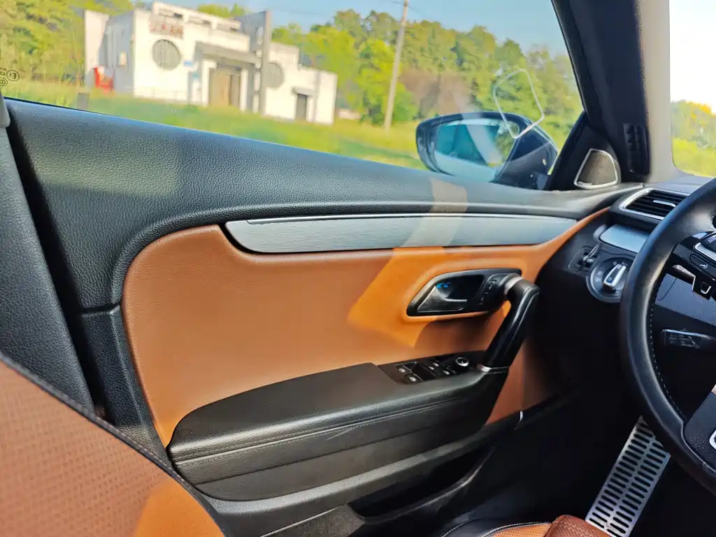 Volkswagen CC — миниатюра 14