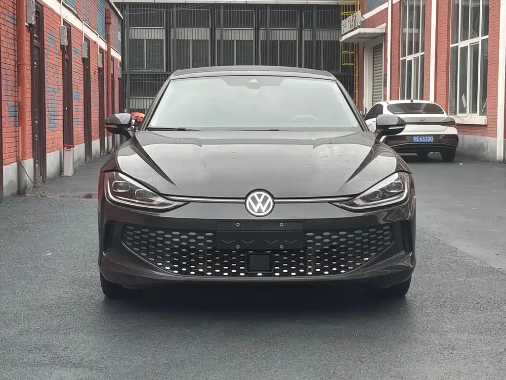 VOLKSWAGEN LINGDU