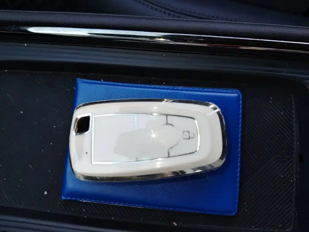 Ford Mondeo — миниатюра 9