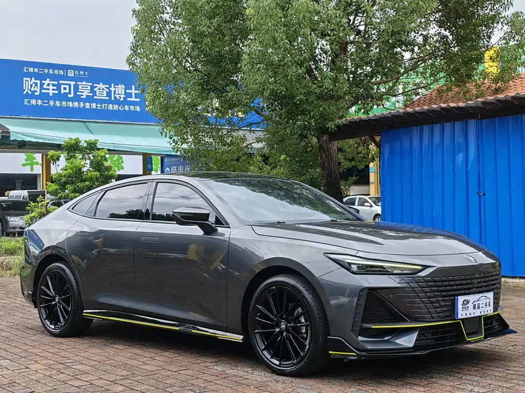 Changan UNI-V — миниатюра 3