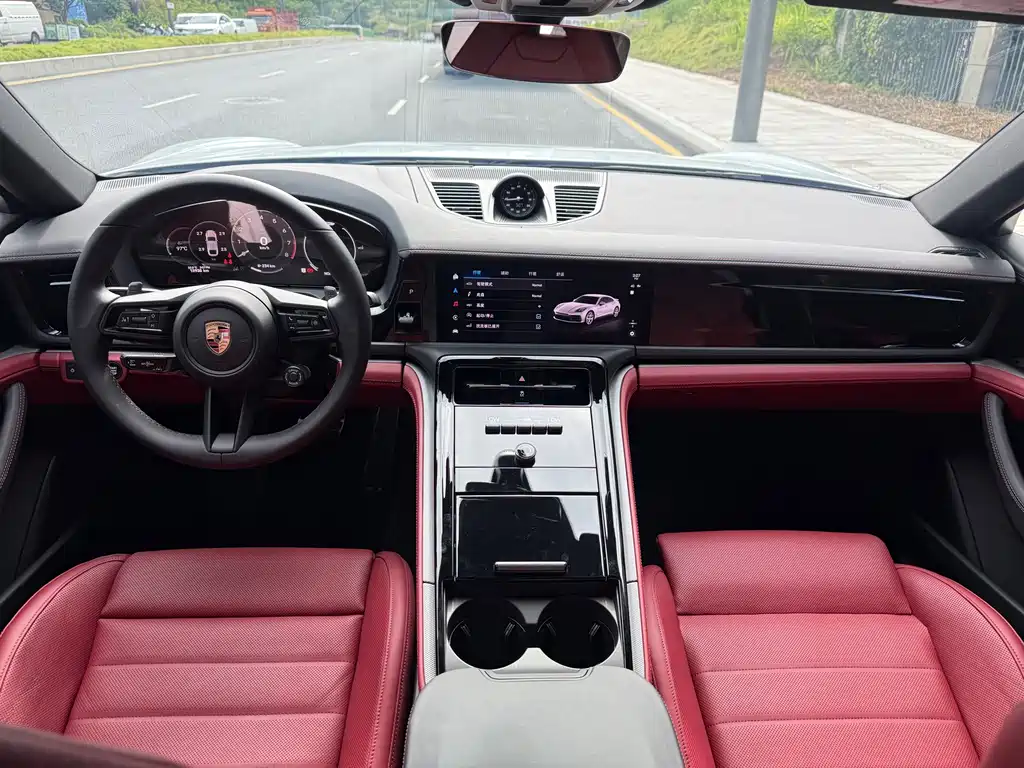 Porsche Panamera — миниатюра 11