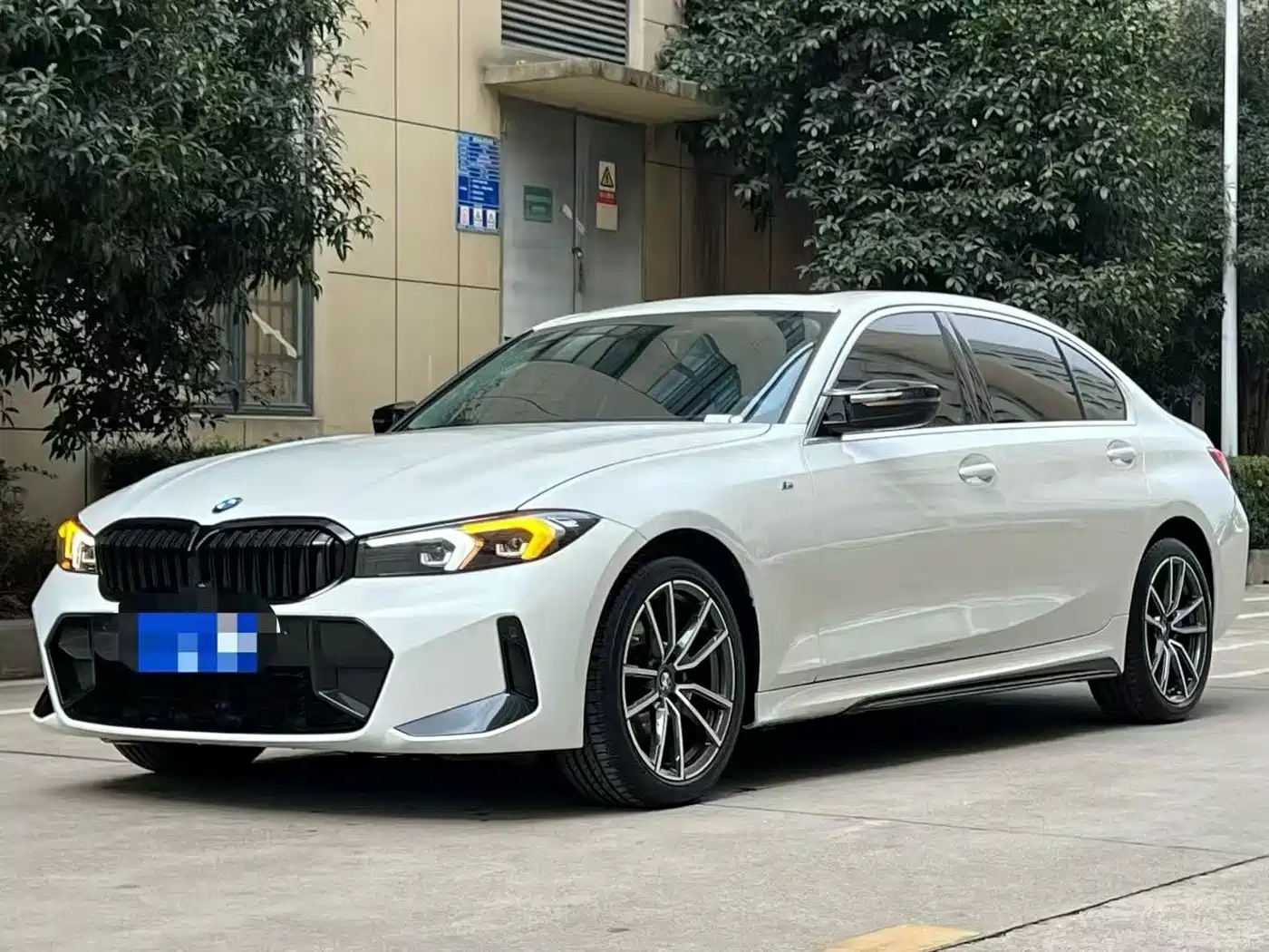 宝马3系 2024款 320Li M运动套装 2024