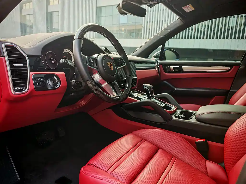 PORSCHE CAYENNE NEW ENERGY