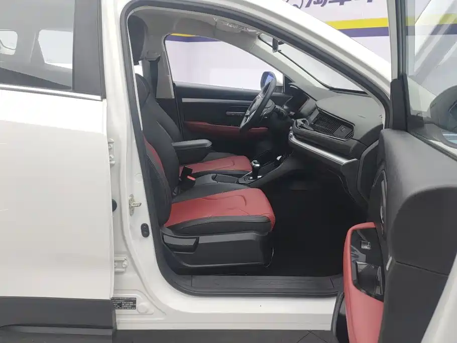 Haval H2s — миниатюра 8