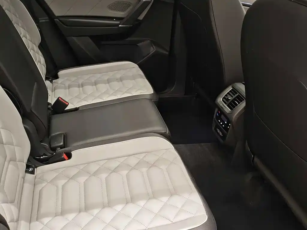 Volkswagen Tayron — миниатюра 11