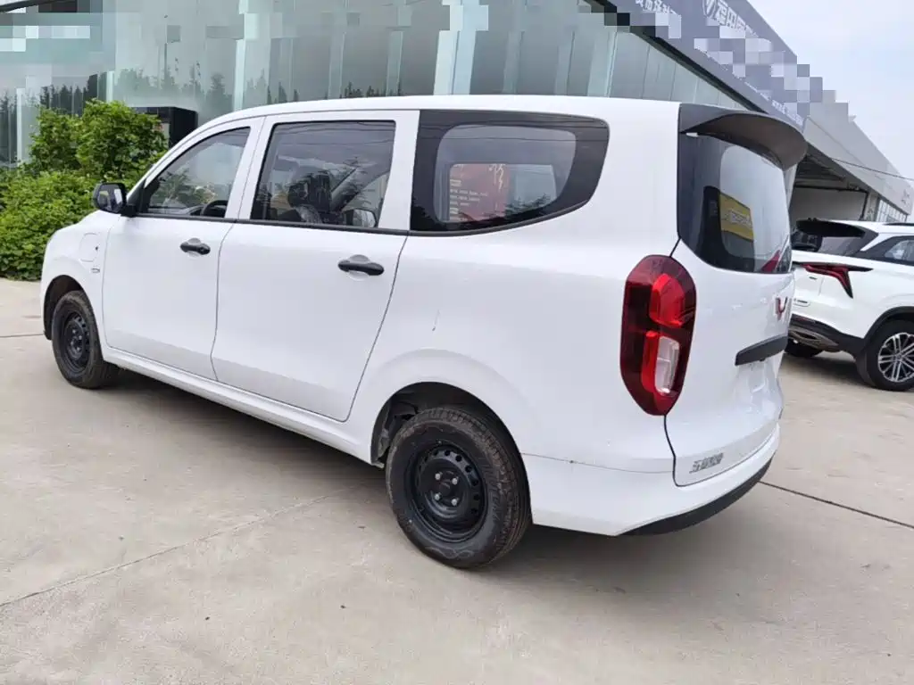Wuling Hongguang EV — миниатюра 5