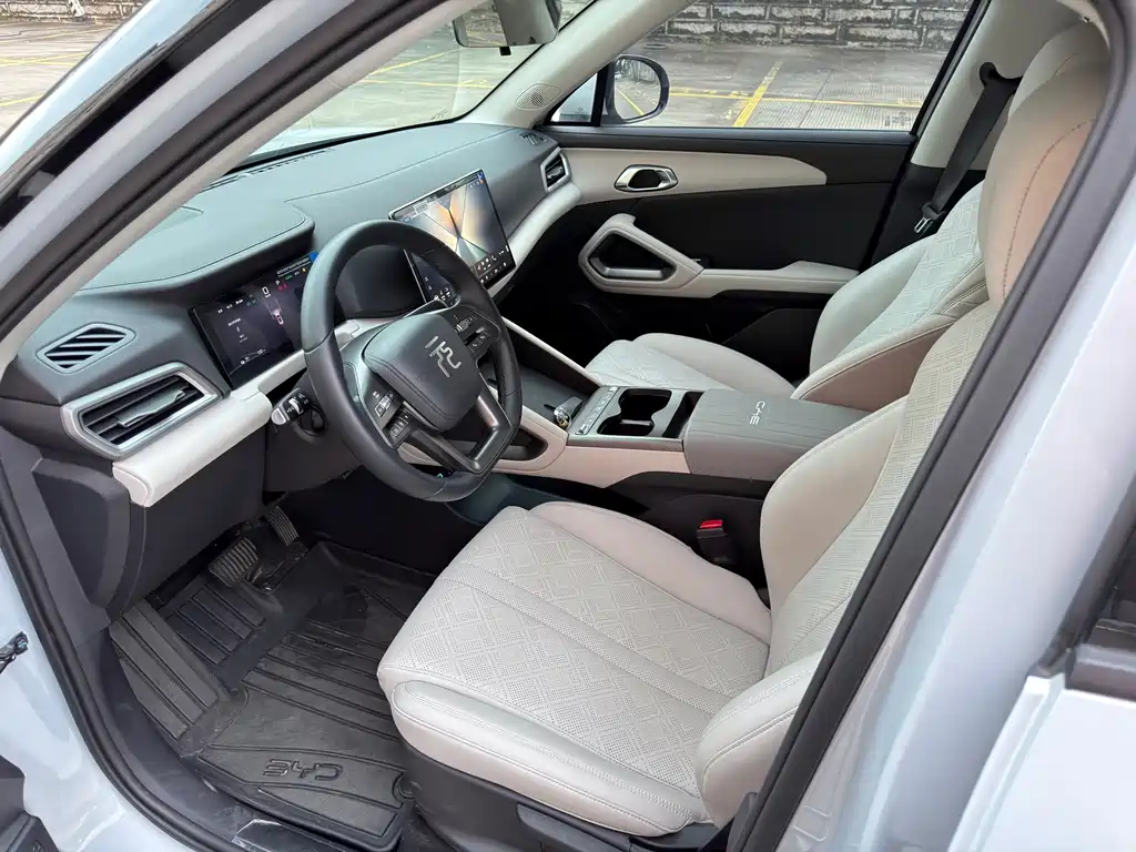 BYD Yuan UP — миниатюра 9