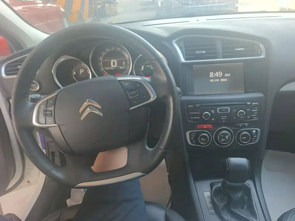 Citroen C4L — миниатюра 10