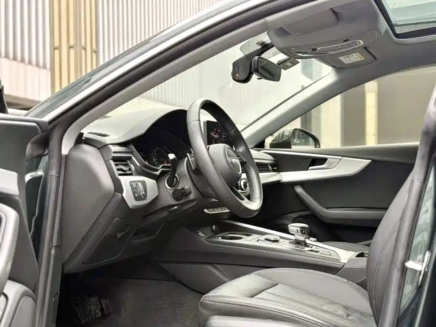 Audi A5 (Import) — миниатюра 5
