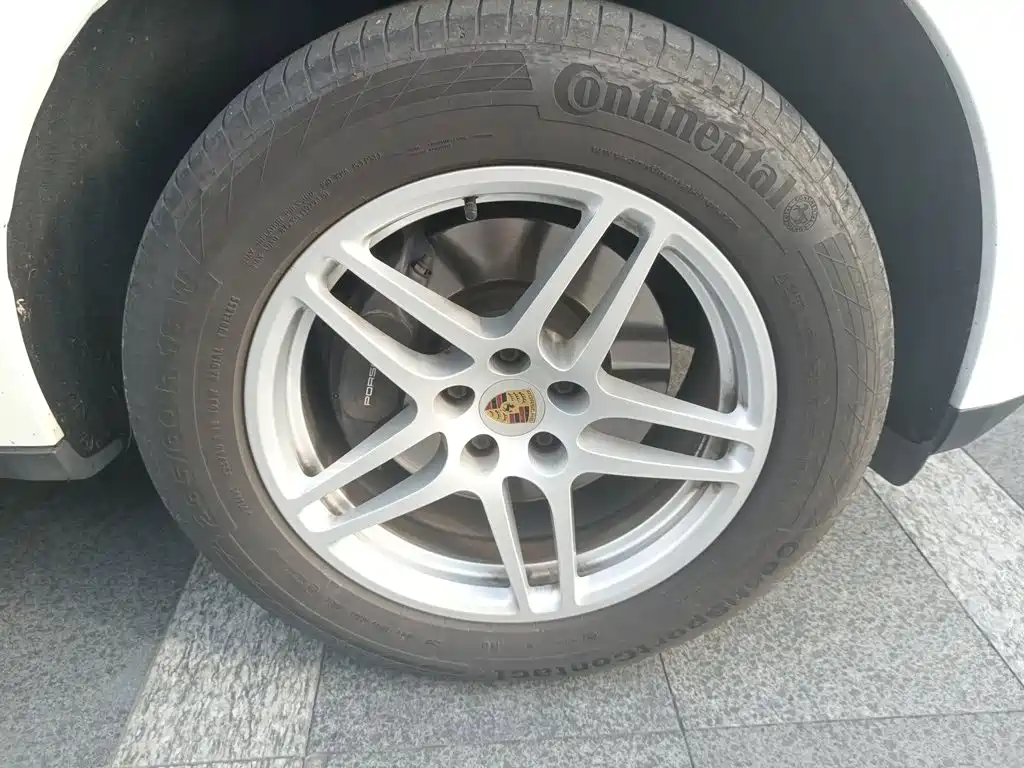 Porsche Macan — миниатюра 24