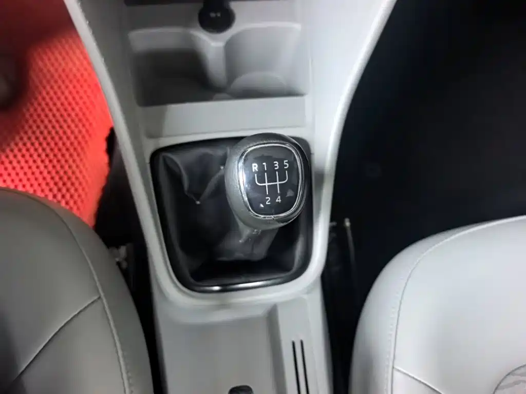 Skoda Rapid — миниатюра 14