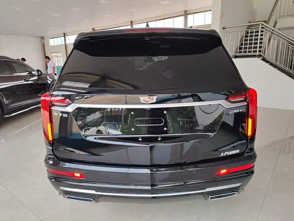 Cadillac XT6 — миниатюра 6