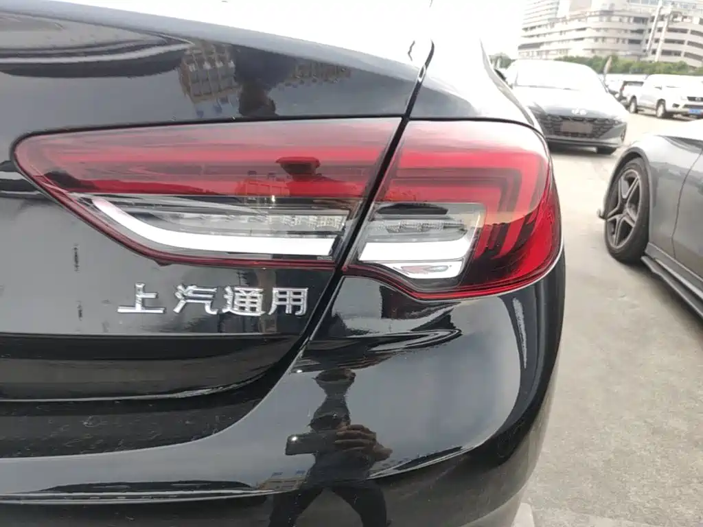 Buick Regal — миниатюра 8