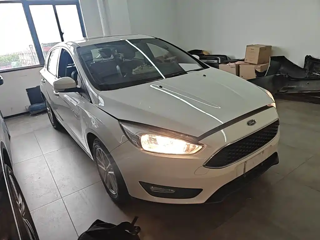 Ford Focus — миниатюра 4