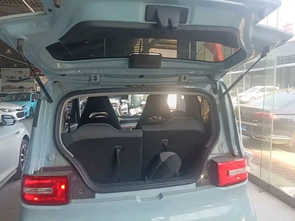 Wuling MINIEV — миниатюра 19