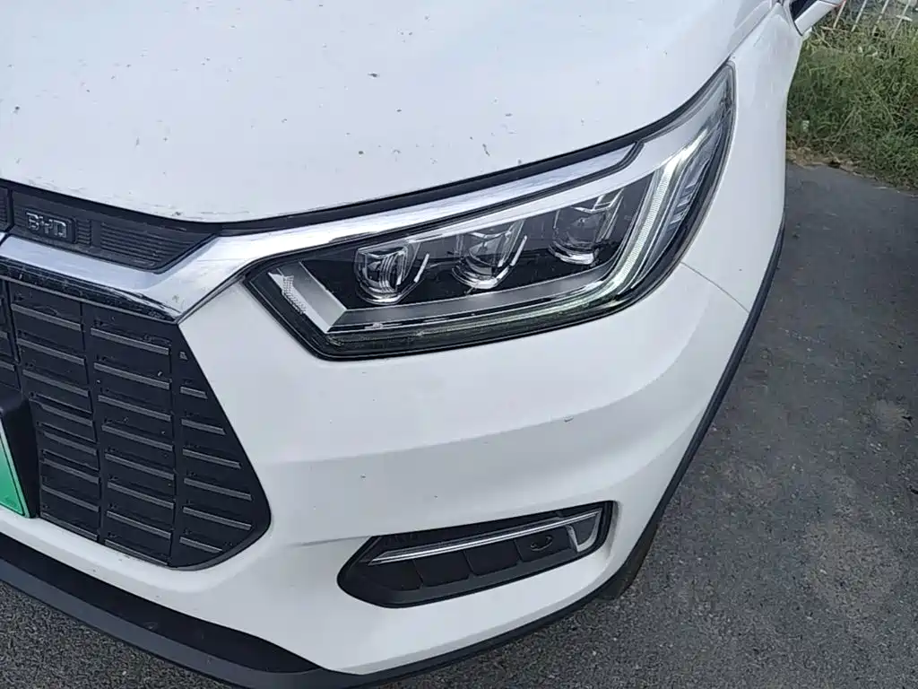BYD Yuan EV — миниатюра 24