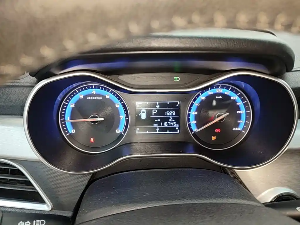 Geely Vision — миниатюра 12