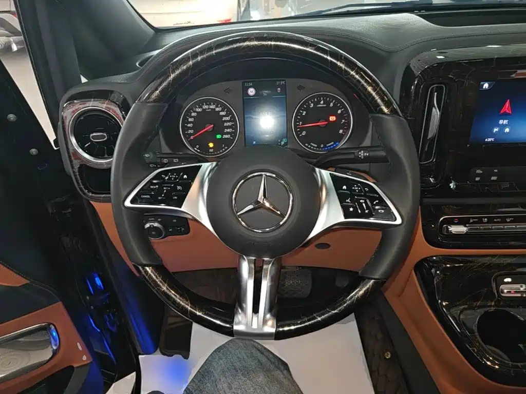 Mercedes-Benz Vito — миниатюра 11
