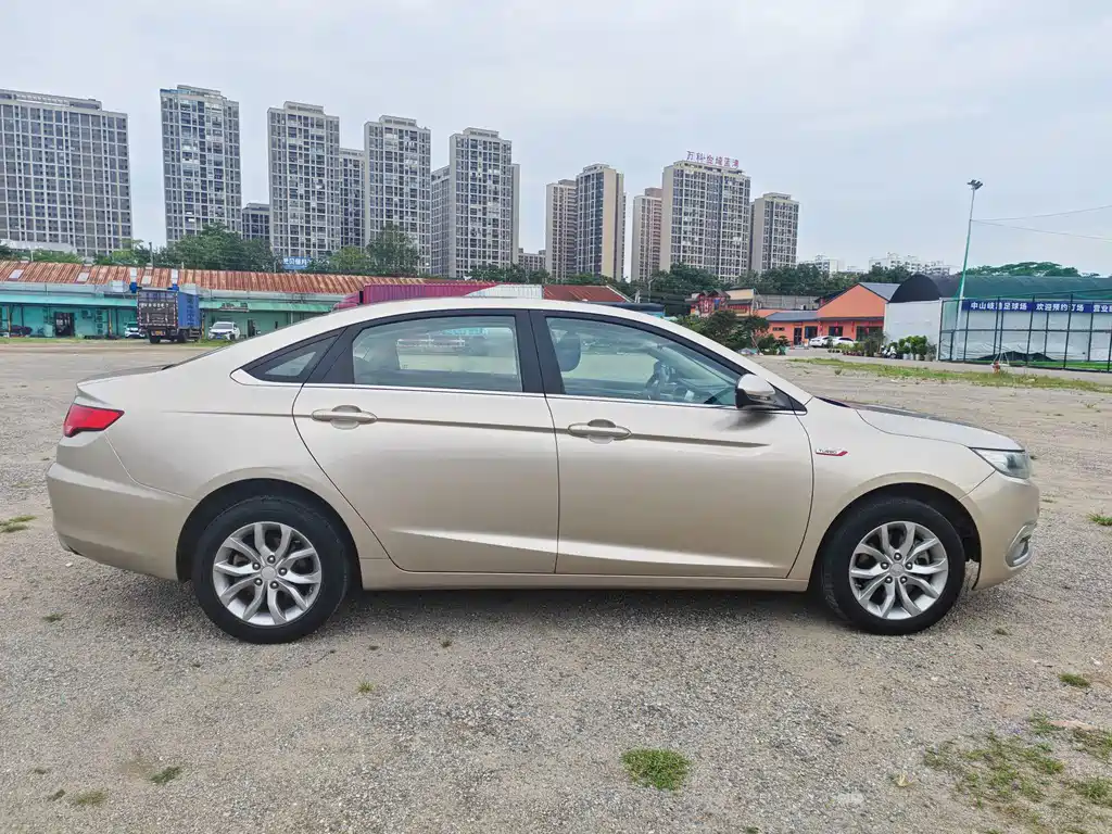 Geely Emgrand GL — миниатюра 4