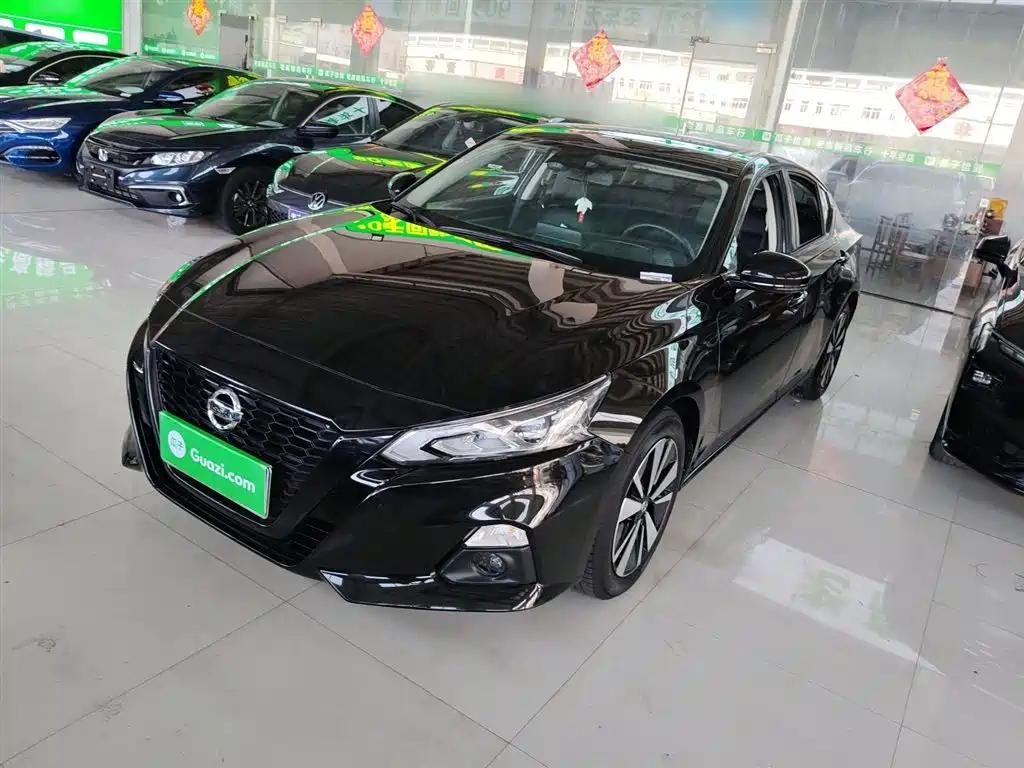 Nissan Teana 2023