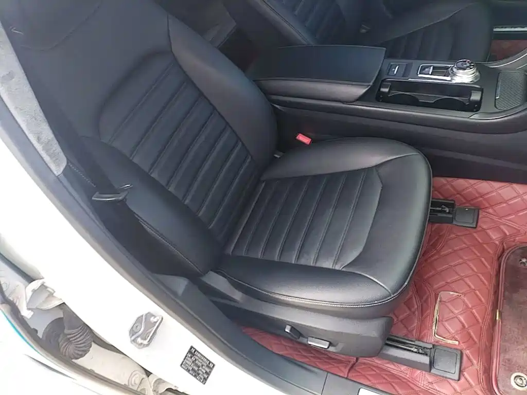 Ford Mondeo — миниатюра 25