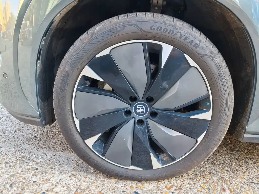 BYD Tang L — миниатюра 7
