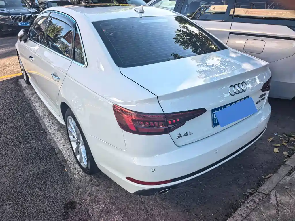 Audi A4L — миниатюра 4