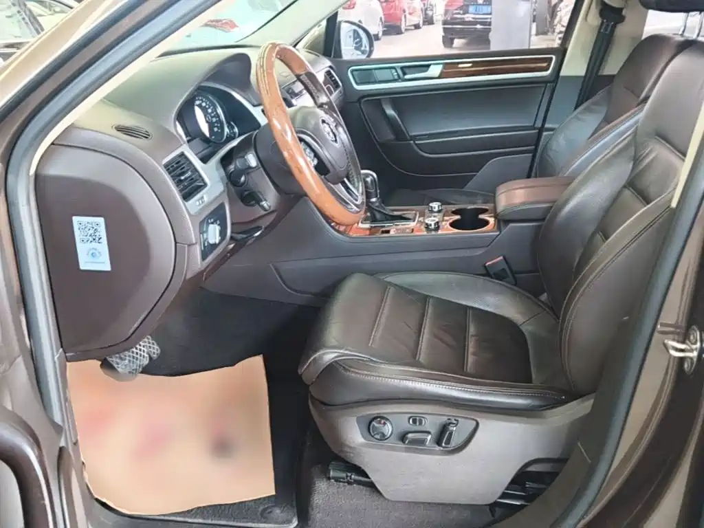 Volkswagen Touareg — миниатюра 15