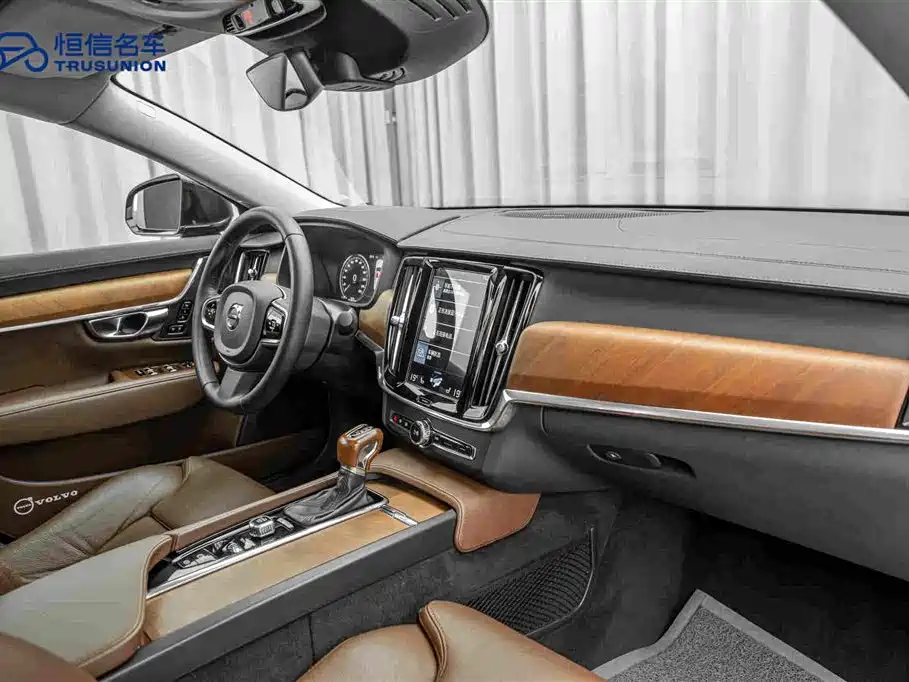 Volvo S90 — миниатюра 14