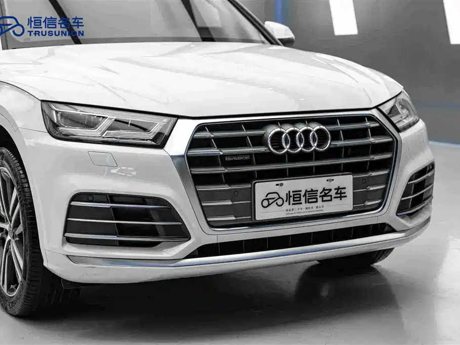 Audi Q5L — миниатюра 9