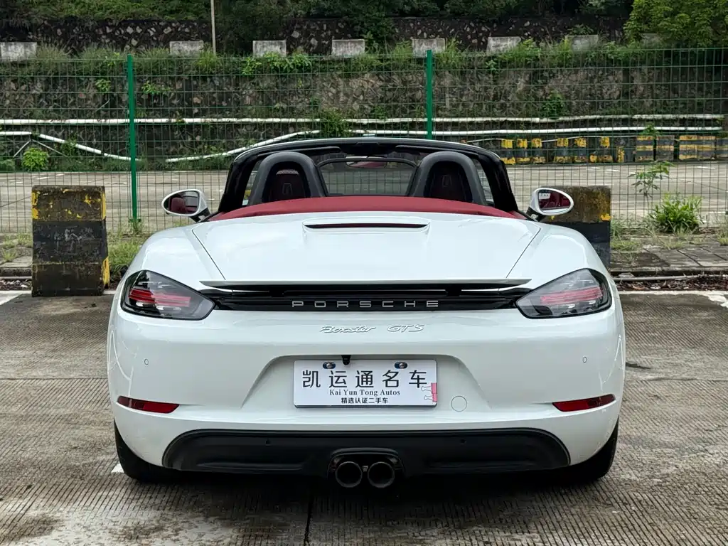 Porsche 718 2022 Boxster 2.0T