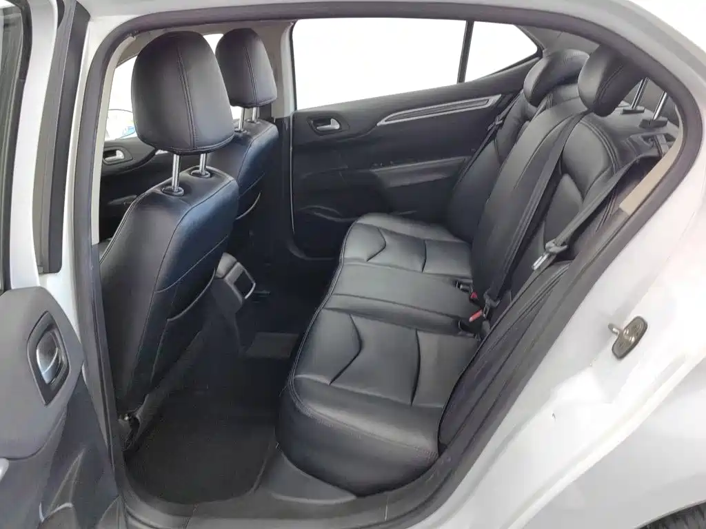 Citroen C4L — миниатюра 15