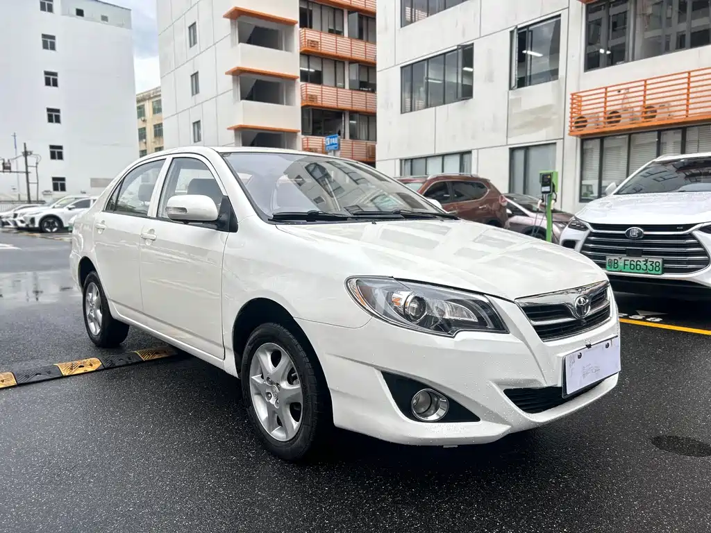 Toyota Corolla — миниатюра 5
