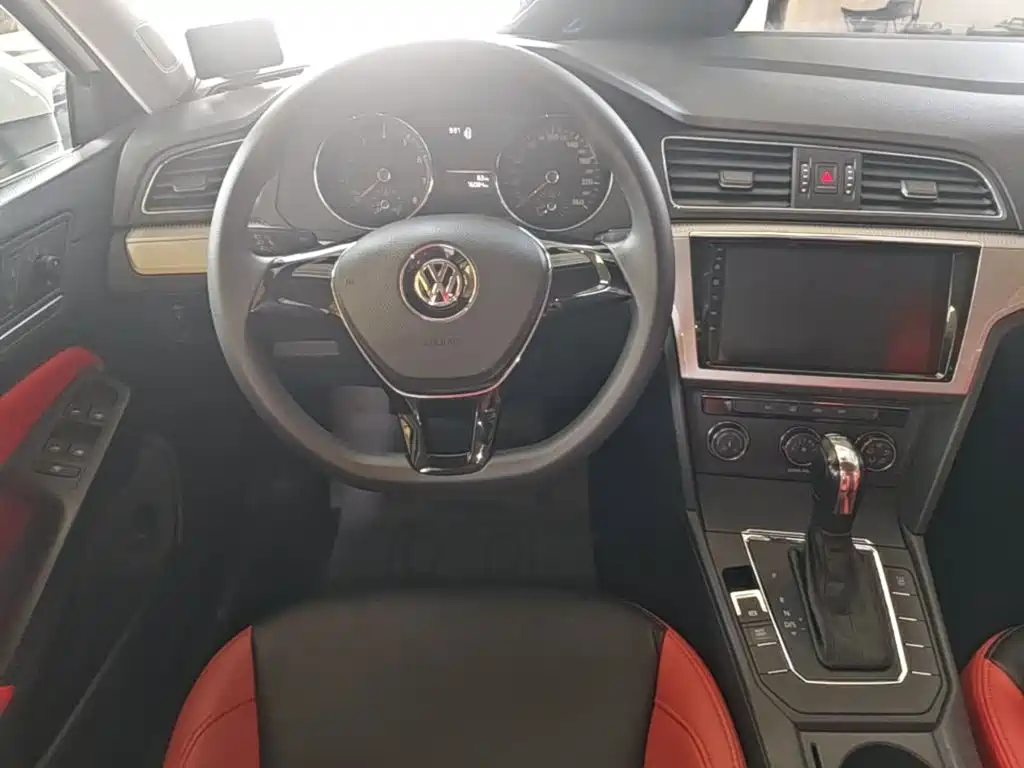 Volkswagen Lamando — миниатюра 11